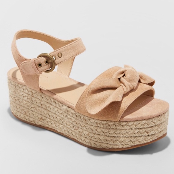 Universal Thread Shoes - NWOT | Universal Thread “Happy” Espadrille Wedge